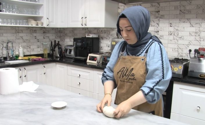 (Özel) Masterchef Eda Karabulut: “Pandemide, siparişleri insanların kapılarına kadar kendim götürdüm”