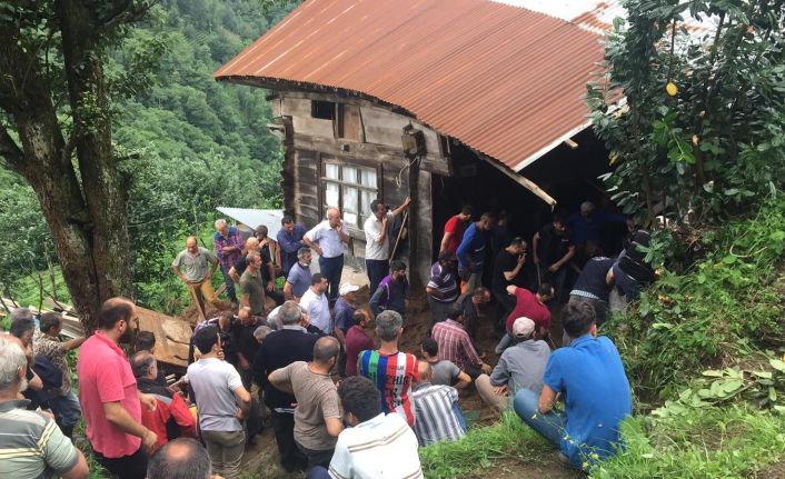 Rize’de ölü sayısı 5’e yükseldi, kayıp 3 kişi ise aranıyor