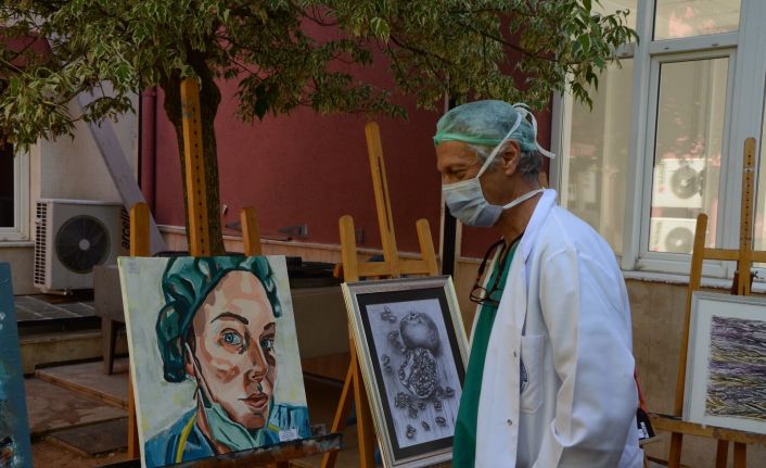 Sağlık çalışanlarına şükran sergisi gerçekleşti