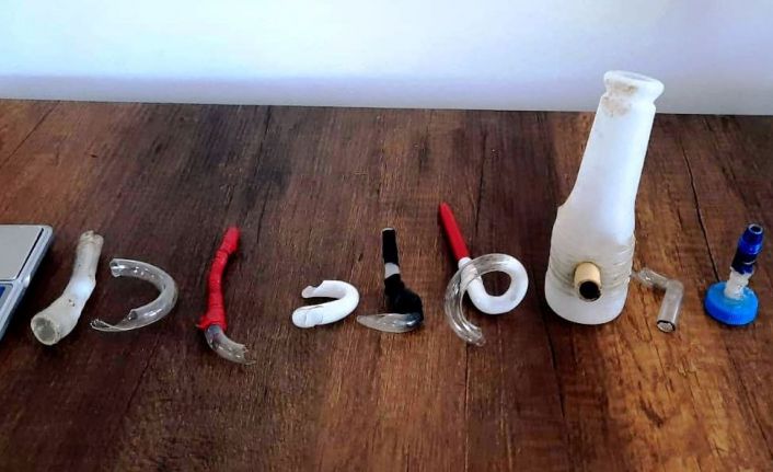 Sarıgöl’de jandarmadan uyuşturucu operasyonu: 3 gözaltı