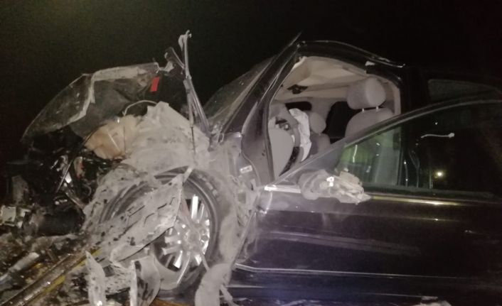 Tali yoldan çıkan tır zincirleme kazaya neden oldu: 3 yaralı