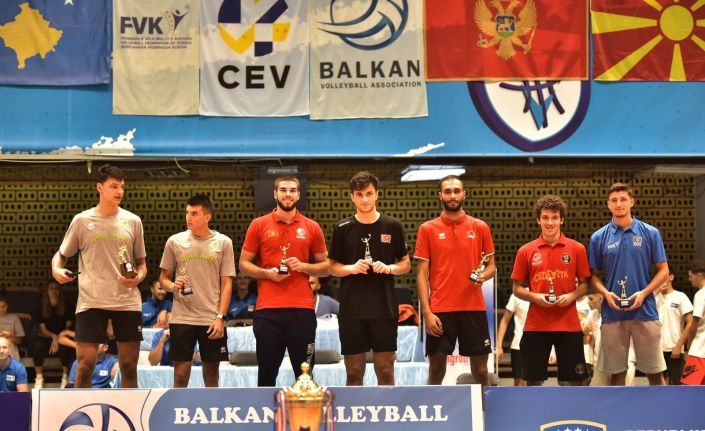 U18 Voleybol Erkek Milli Takımı, U20 Balkan Şampiyonası’ndan gümüş madalya ile dönüyor