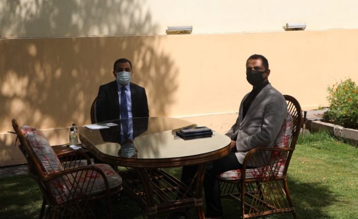 Vali Öksüz, Çiğdem’i makamında kabul etti