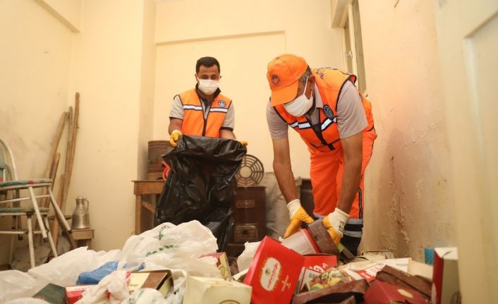 Yaşlı kadının yardımına Battalgazi Belediyesi yetişti