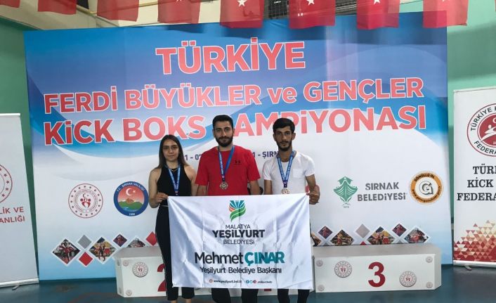 Yeşilyurt Belediyesi kıck-boks sporcuları, Şırnak’tan başarılarla döndü