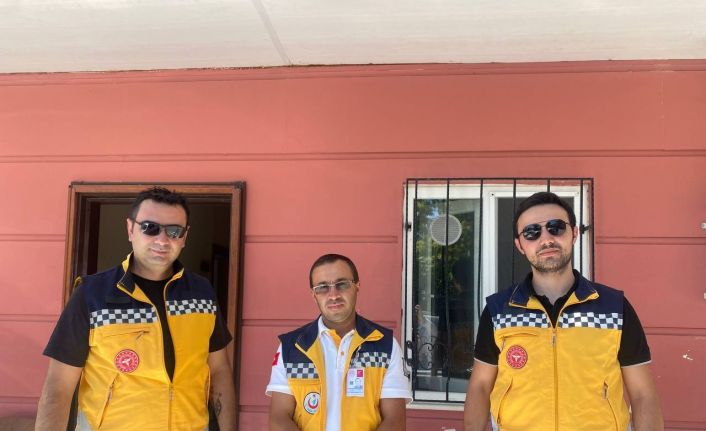 Yol kenarındaki yaralı köpeği kurtaran acil tıp teknisyeni konuştu: