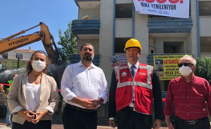 17 Ağustos depreminin yıl dönümünde Avcılar’da bin 500’üncü bina kentsel dönüşüme girerek yıkıldı