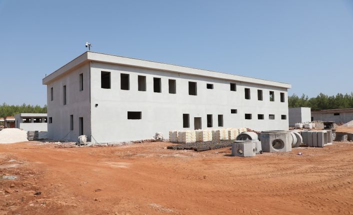 2 bin 44 hayvan kapasiteli ‘Sokak Hayvanları Bakım Evi Projesi’ tamamlanıyor