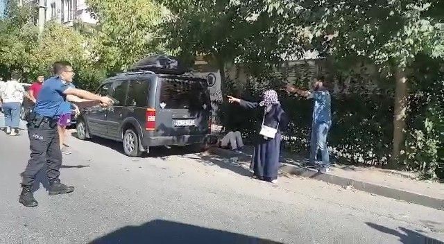 2 komşusunu bıçaklayarak öldüren anne ve oğlunun suç dosyası kabarık çıktı