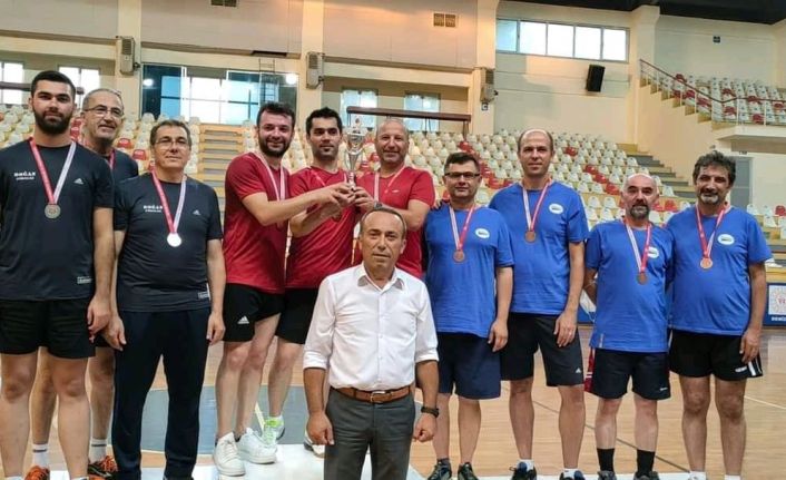 3 kardeşin yönettiği takımlar turnuvada ilk 3 sırada yer aldı