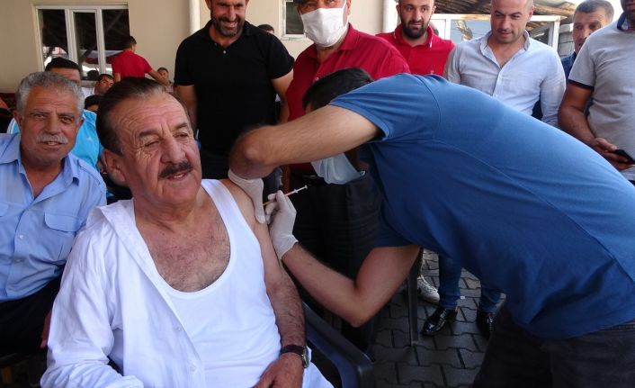Aşı oranı en düşük ilçelerden Hasköy’de belediye başkanından “aşı” seferberliği