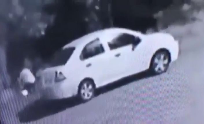 Ateş yakarken güvenlik kamerasına yakalanan şüpheli, ağacı değil akaryakıt fişlerini yakmış