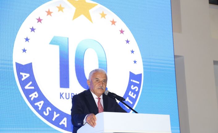 Avrasya Üniversitesi kuruluşunun 10. Yıl dönümünü düzenlediği görkemli törenle kutladı