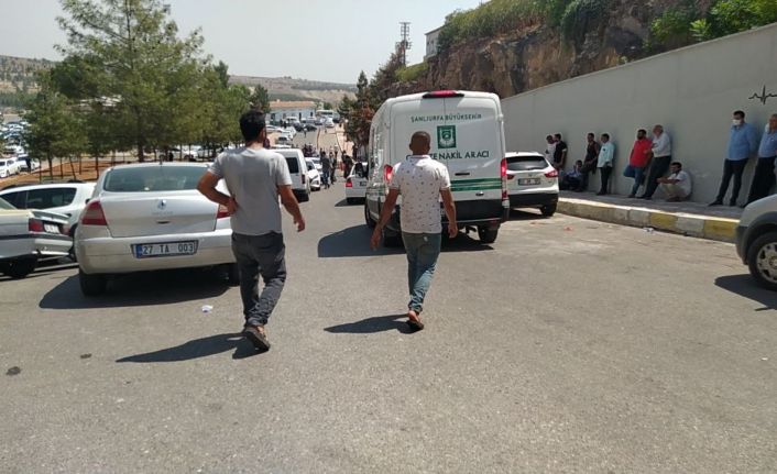 Babasının öldüğü silahlı saldırıda ağır yaralanan çocuk da öldü