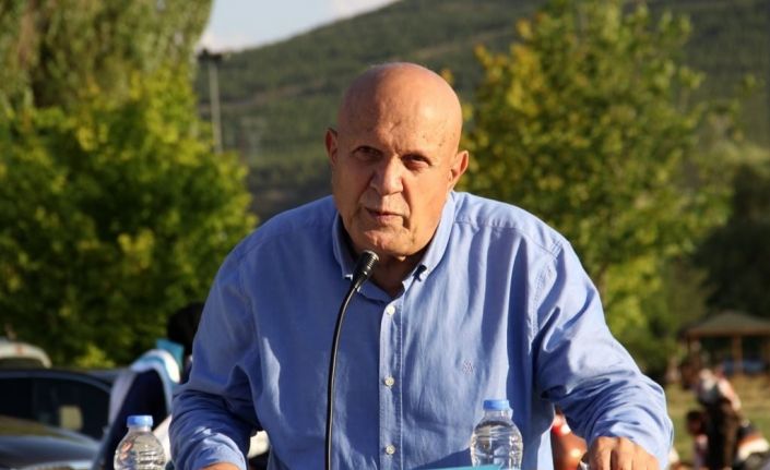 Başkan Pekmezci: “30 Ağustos Zaferi, Türk milletinin ordusuyla bütünleştiği, gözünü kırpmadan canını vatanı uğruna feda ettiği bir mücadelenin sonucudur”