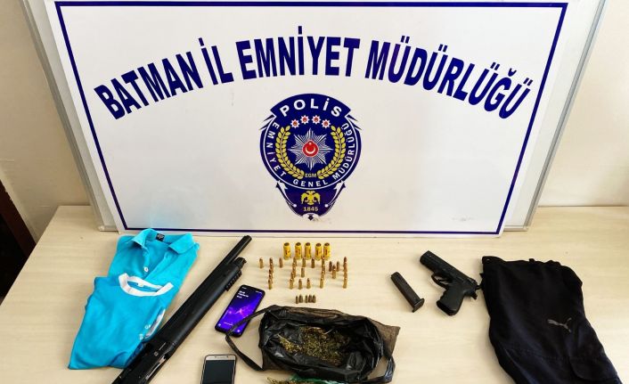 Batman’da terör örgütü PKK propagandası yapan 8 kişi gözaltına alındı