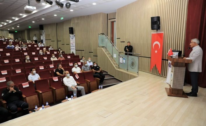 Battalgazi Belediyesi personellerine farkındalık semineri