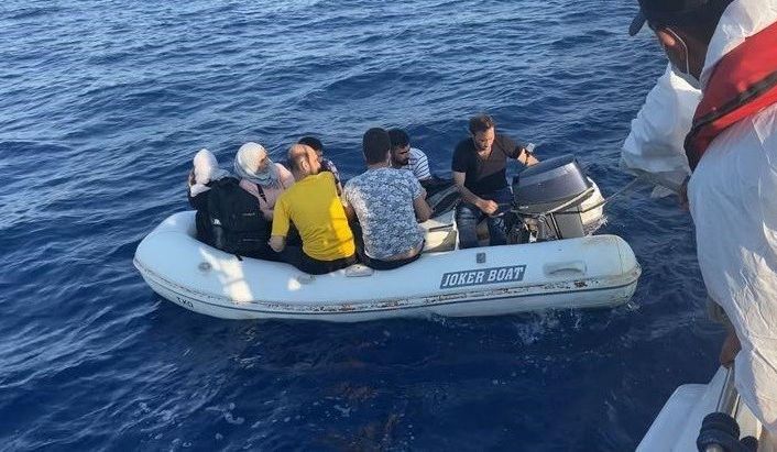 Bodrum’da 6 düzensiz göçmen kurtarıldı