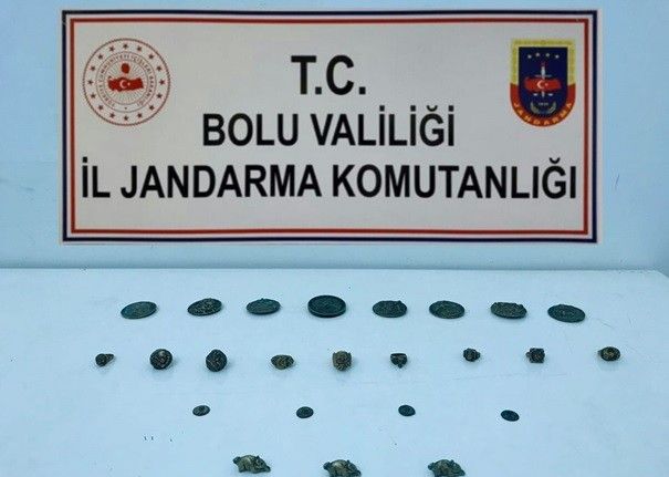 Bolu’da, Roma ve Bizans dönemine ait 24 adet tarihi eser yakalandı: 2 gözaltı