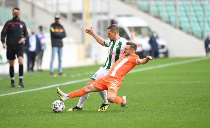 Bursaspor sahasında Adanaspor’u konuk edecek