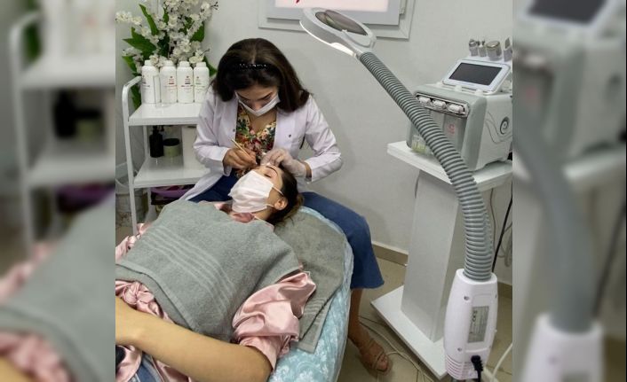 Dalmış Beauty, Da Brows Mix kıl tekniğinde etkili çözümler ortaya koyuyor