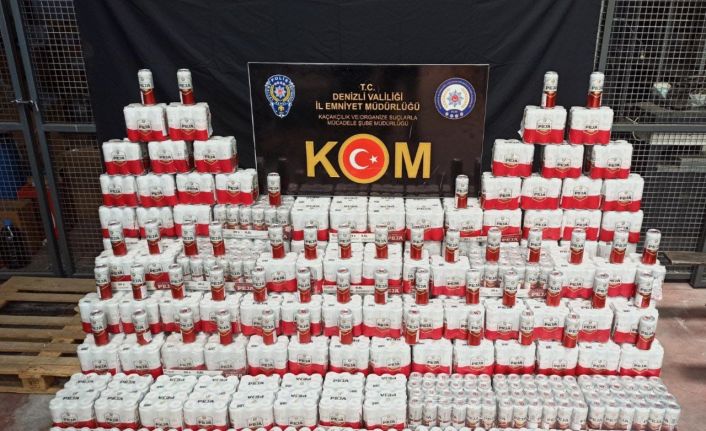 Denizli’de çok sayıda sahte alkol ve cinsel içerikli ürün ele geçirildi