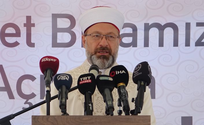 Diyanet İşleri Başkanı Erbaş: “Bugün Müslüman dünya okumayı ve bilgiyi ihmal ettiği zaman nasıl büyük sıkıntılar yaşadığını görüyoruz”