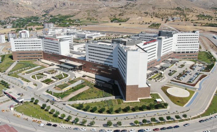 Elazığ Fethi Sekin Şehir Hastanesi, deprem ve pandemide hem şehrin hem de bölgenin lokomotifi oldu
