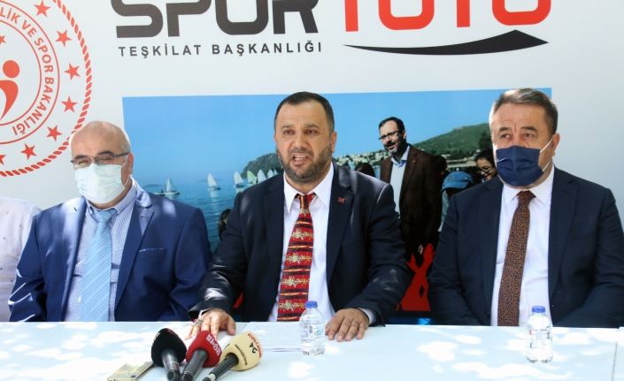 Eskrim Federasyon Başkan Adayı Erdal Yılmaz: “Eskrim federasyonu bir kişinin şahsi insafına, öngörüsüne, becerisine muhtaç bir federasyon olmayacaktır”