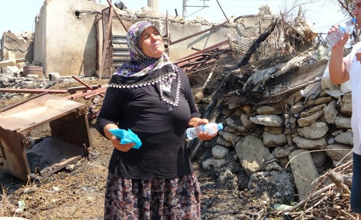 Evi ve parası yanan Cemile Teyze’ye Hollanda’daki Türklerden 15 bin TL
