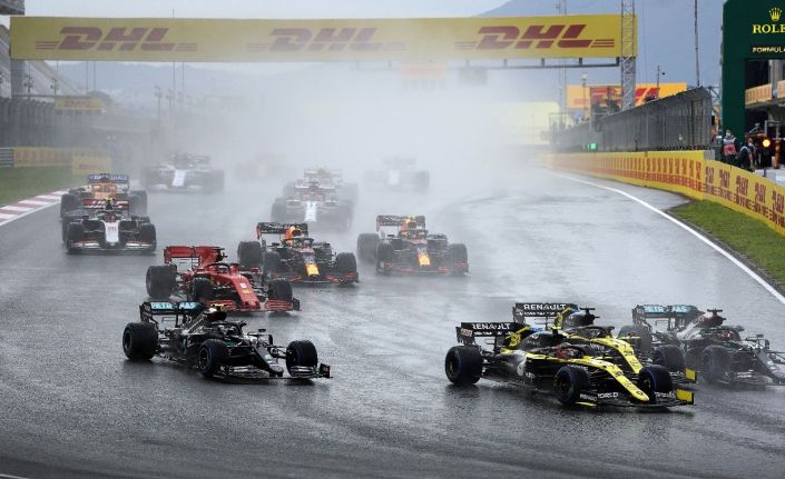 Formula 1 Japonya Grand Prix’i korona virüsten dolayı iptal edildi