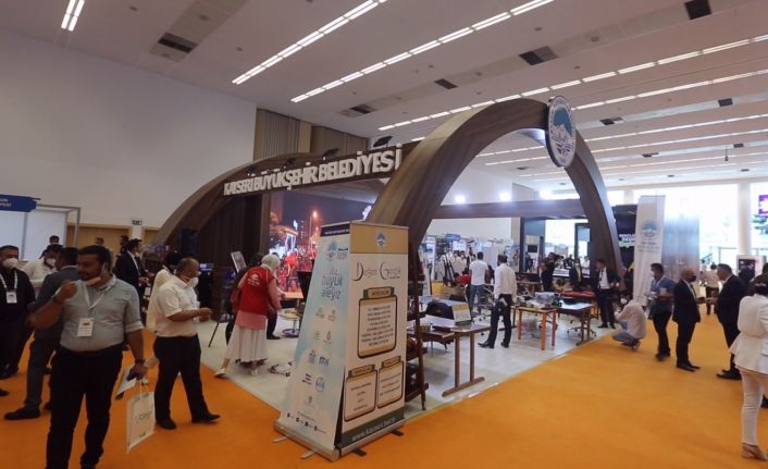 Genç Dostu Şehirler Kongre ve Sergisi’nde Kayseri Büyükşehir standına yoğun ilgi