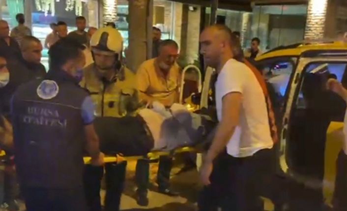 Gurbetçinin otomobiliyle ticari taksi böyle çarpıştı