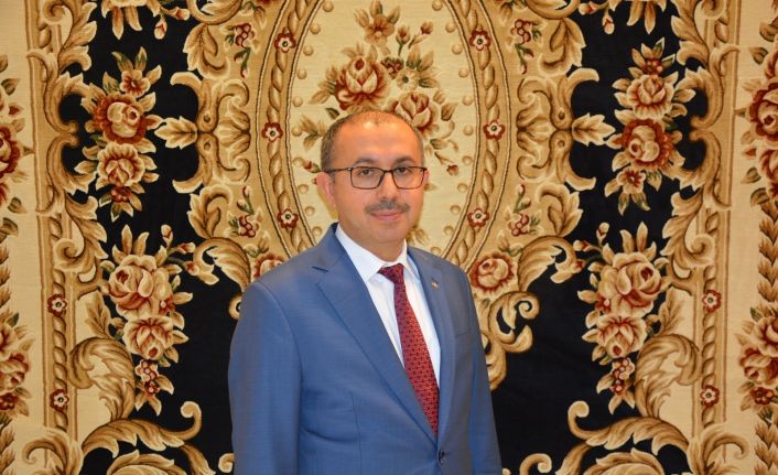 Halı tasarımını tercih edecek öğrencilere asgari ücretin yarısı oranında burs