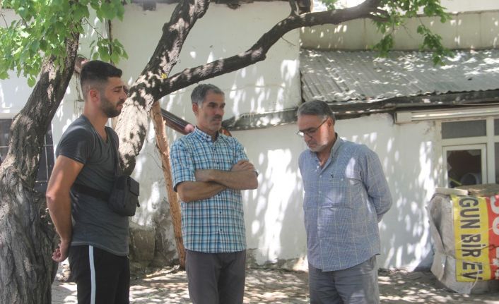 İntihar notu bırakan genç kayıplara karıştı: Ailesi perişan halde gelecek iyi bir haber bekliyor