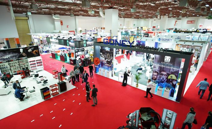 İstanbul Hırdavat Fuarı’nda alan satışları sürüyor