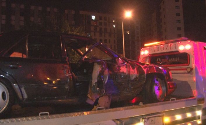 İzmir’de feci kaza: 5 yaralı