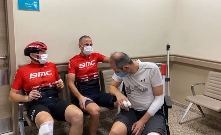 Kartal’da İETT otobüsünün çarptığı bisikletli: “Otobüs kontrolü kaybetmiş bir şekilde drift yaparak durağa daldı”