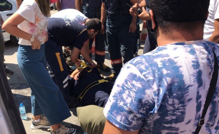 Kazada yaralanan vatandaşlara yoldan geçen doktor ve hemşire müdahale etti