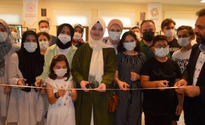 "Kebikeç Kitap Kahve" törenle açıldı