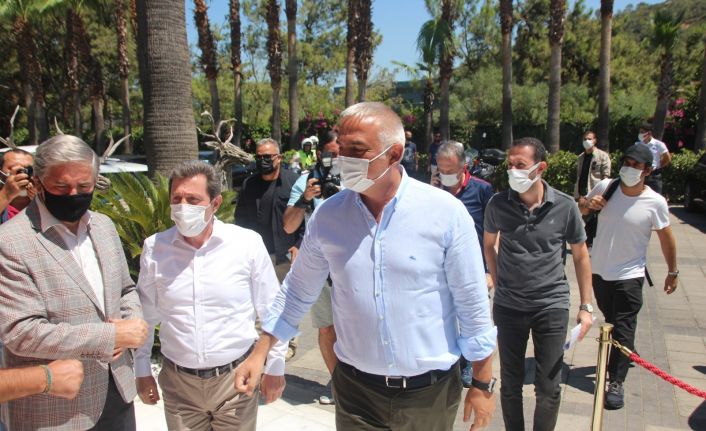 Kültür ve Turizm Bakanı Ersoy: “Bölgeye yapabileceğimiz en büyük yardım, normalleşme sürecine katkı sağlamak”