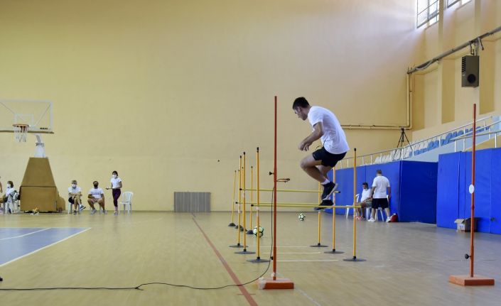 Manisa CBÜ Spor Bilimleri Fakültesi için 2 bine yakın başvuru