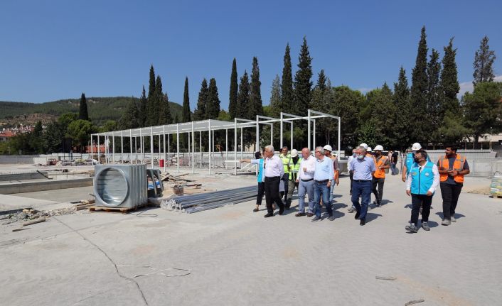 Menteşe Kent Meydanının yüzde 83’ü tamamlandı