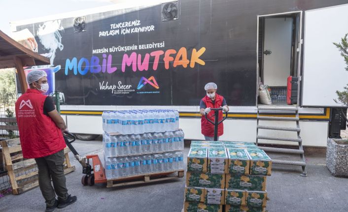Mersin Büyükşehir Belediyesi Mutfak Tırı selzedelere yemek hizmeti verecek
