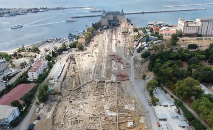 (Özel) Haydarpaşa Garı çevresindeki kazılarda tarihi yapılar gün yüzüne çıkmaya devam ediyor