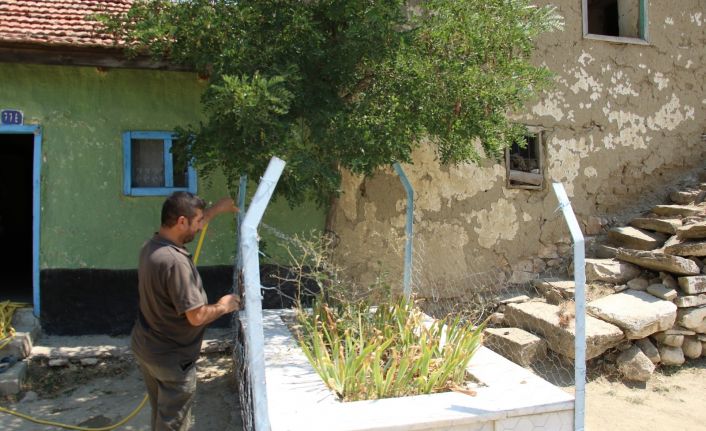 (Özel) Haymanalılar Sakarya Savaşı şehitlerini ile yüzyıldır evlerinde misafir ediyor