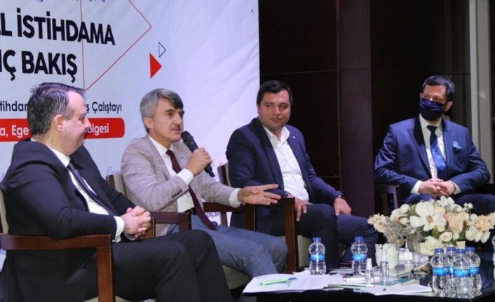 Rektör Uysal, Bölgesel İstihdama Genç Bakış Çalıştayı’na katıldı