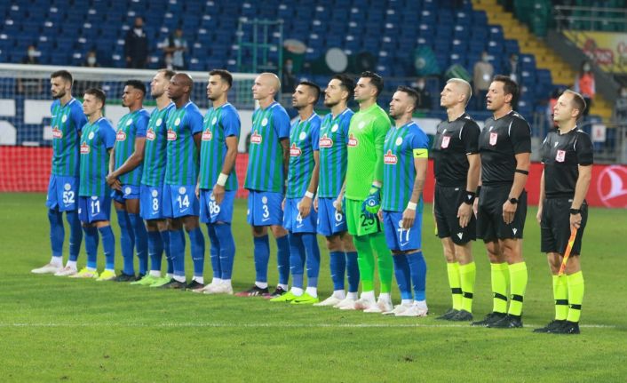 Süper Lig: Çaykur Rizespor: 0 - Fatih Karagümrük: 0 (İlk yarı)