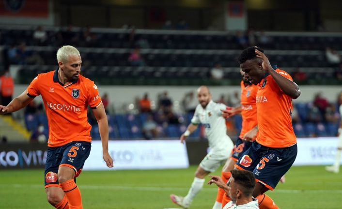 Süper Lig: Medipol Başakşehir: 0 - A. Alanyaspor: 1 (Maç sonucu)