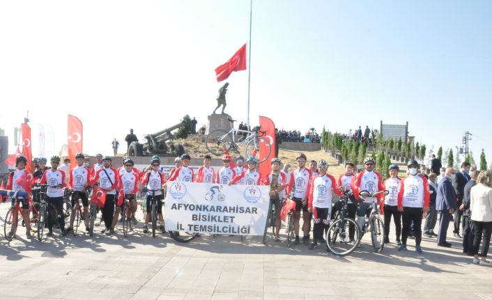 Tuğgeneral Osman Alp: "Büyük Taarruz imkansızlıklar içindeki bir milletin ateşle imtihanı"